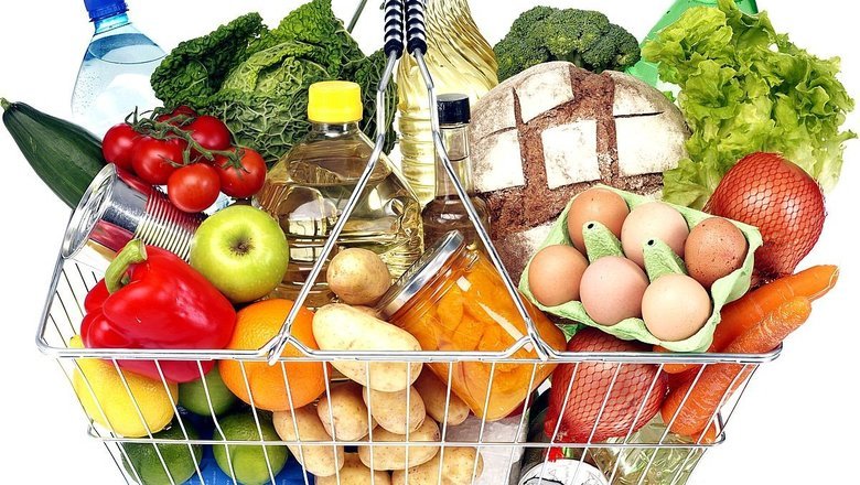 Белорусы стали есть больше рыбы, ягод и фруктов, зато хлеба и молочных продуктов меньше