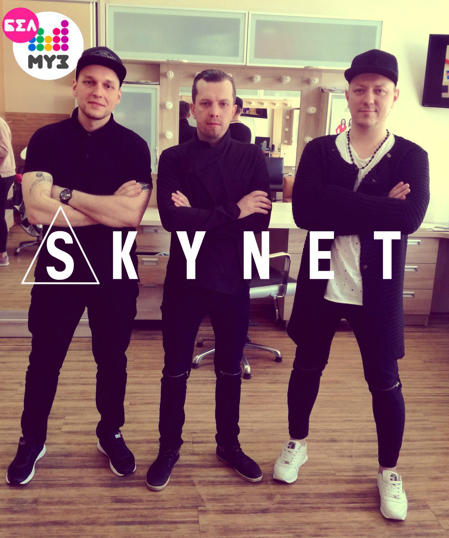 Ремейк на песню «Дурочка» от музыкантов SKYNET оценили «Би-2»