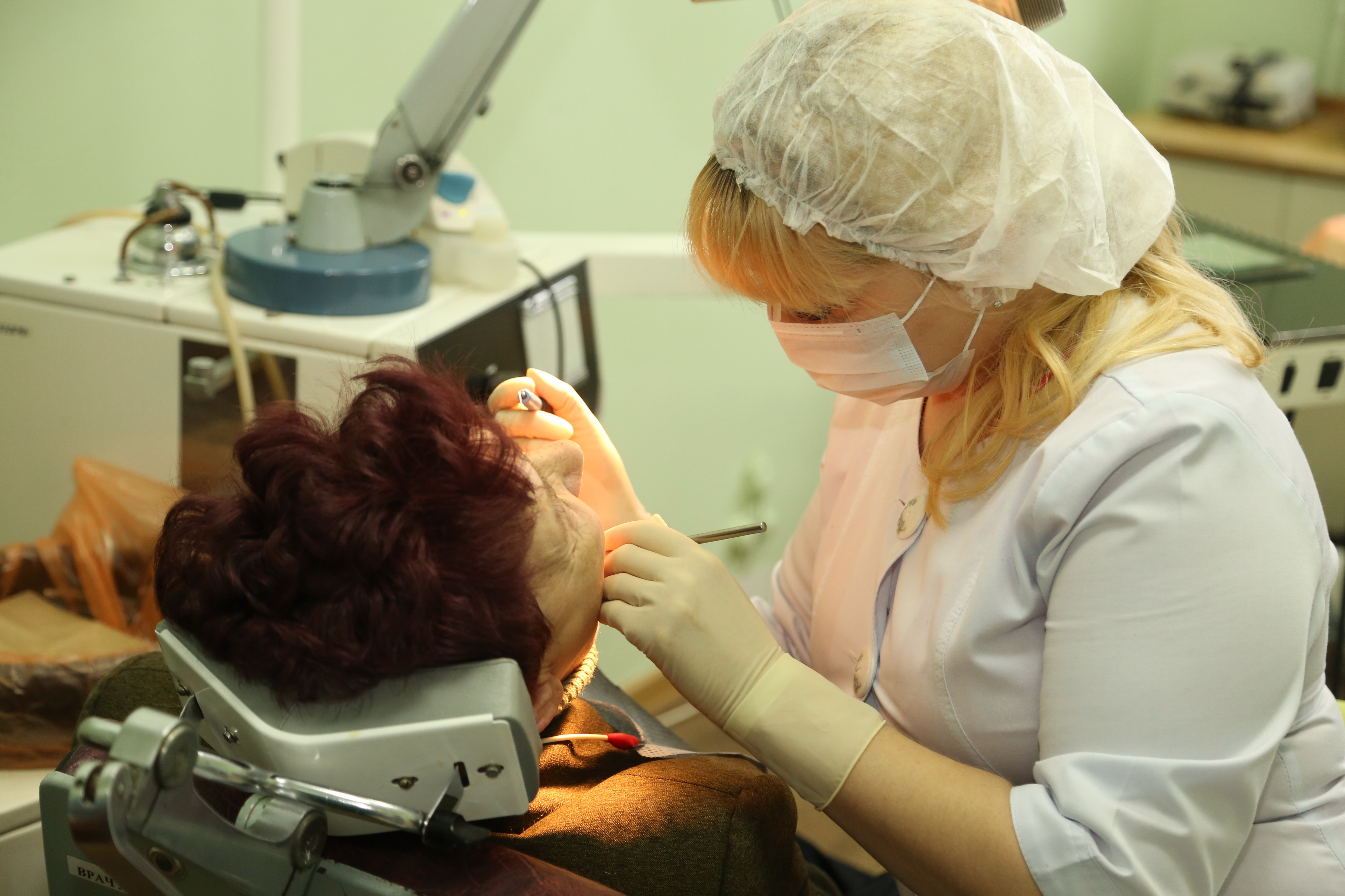 Как сберечь здоровые зубы до глубокой старости. 9 февраля – Международный день стоматолога