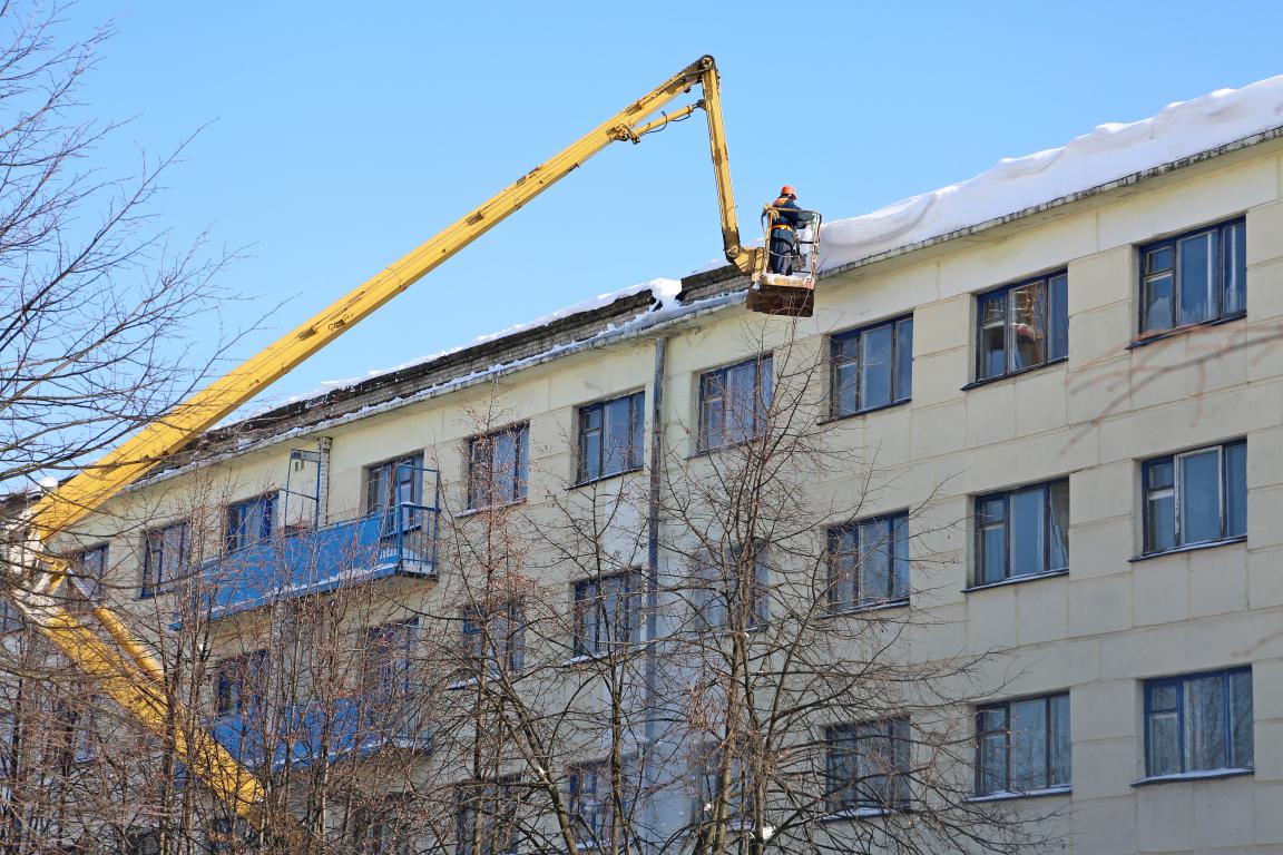 В Бобруйск грядет резкое потепление: остерегайтесь падения с крыш сосулек и снежных шапок