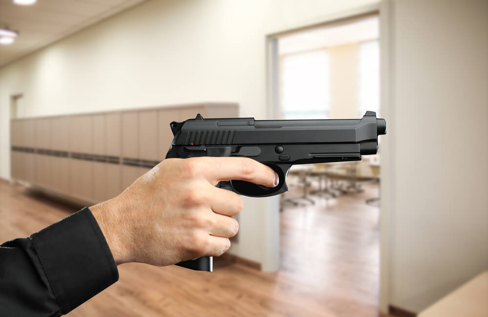 В США учитель стрелял в классе, пока там никого не было