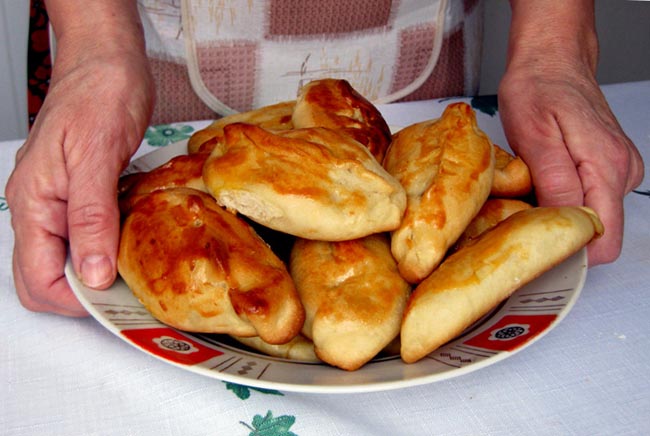 Домашним кондитерам и кулинарам в Беларуси разрешили продавать свою продукцию на рынках
