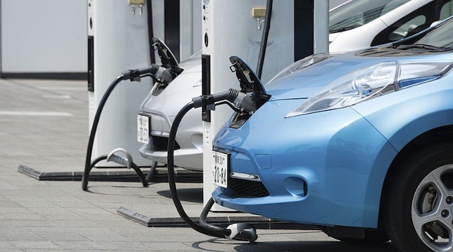 Японские автокомпании к 2050 году будут производить только электромобили и гибриды