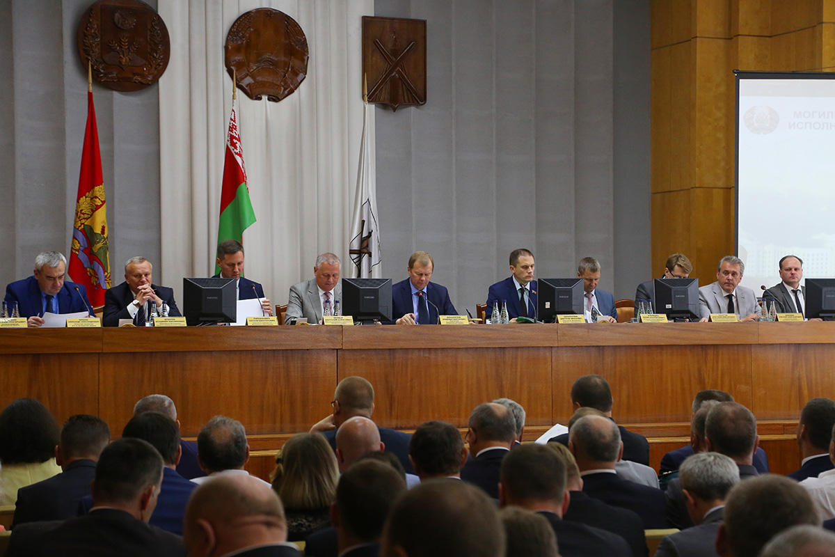 Выездное заседание Могилевского областного исполнительного комитета прошло в Бобруйске