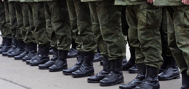 Выпускники в Беларуси смогут перераспределиться на военную службу по контракту
