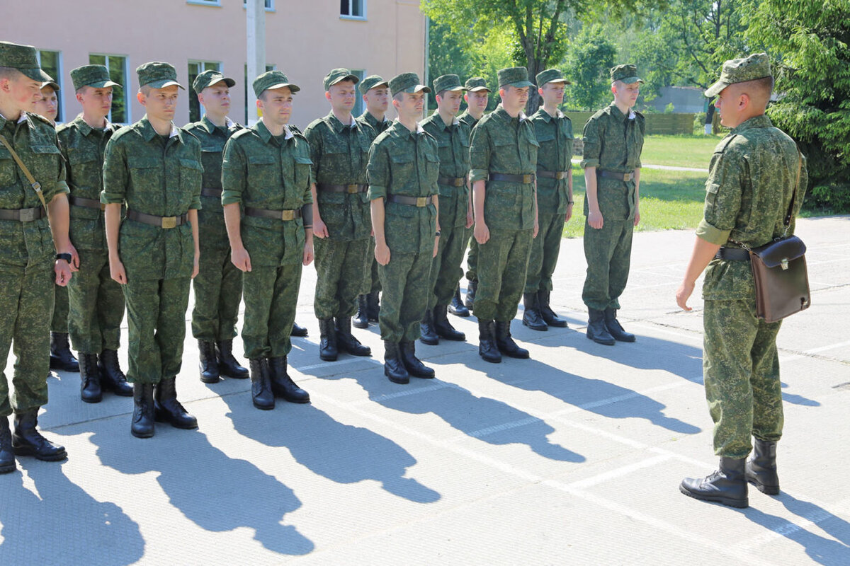 Инженерно-аэродромный полк приглашает на службу по контракту