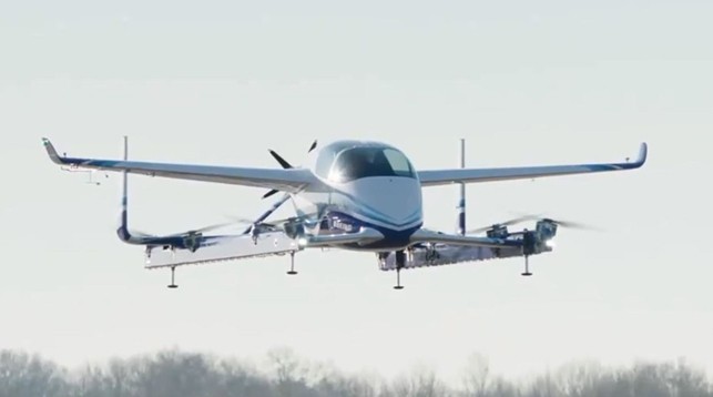 Boeing испытал первый автономный городской самолет