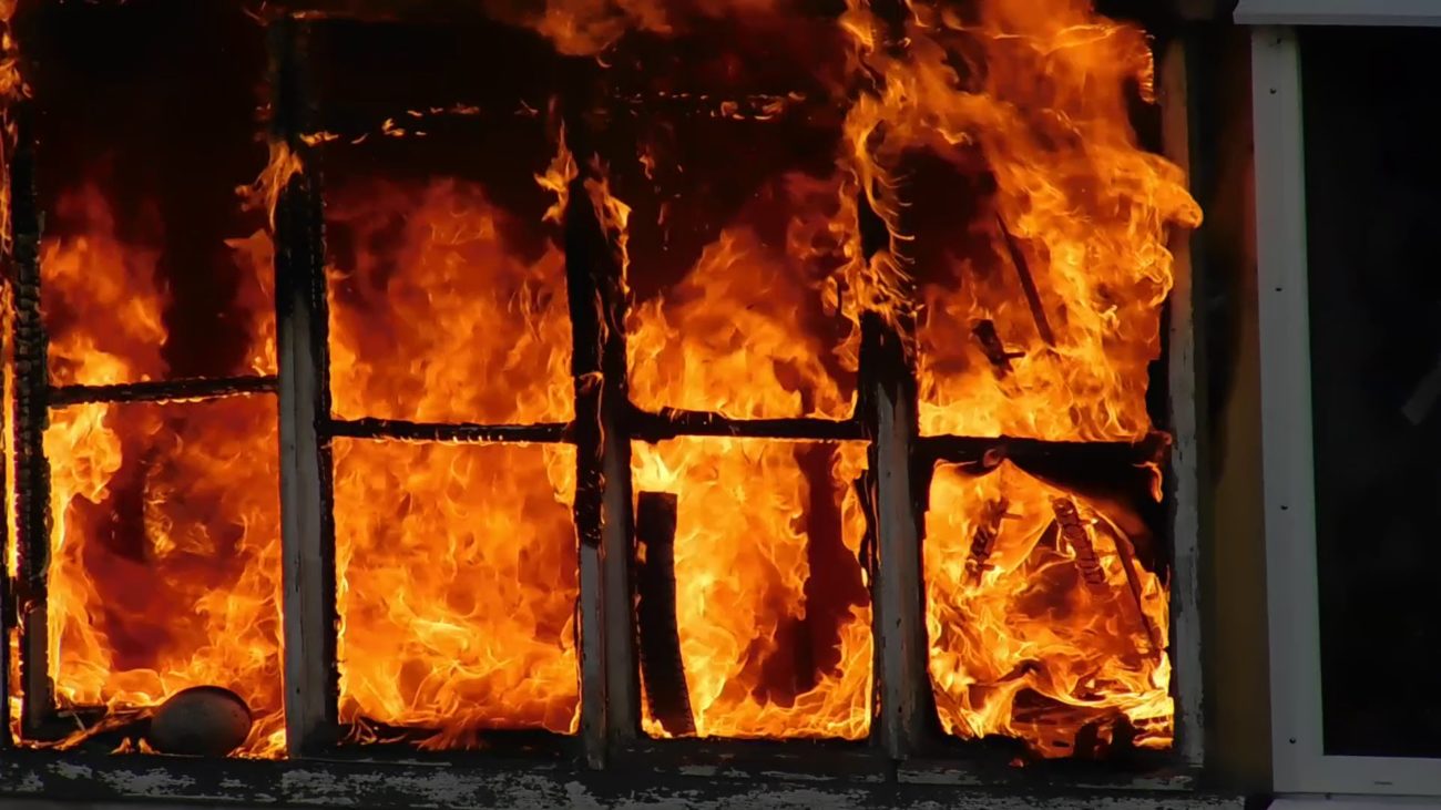 Мужчина в Осиповичах получил ожоги при пожаре