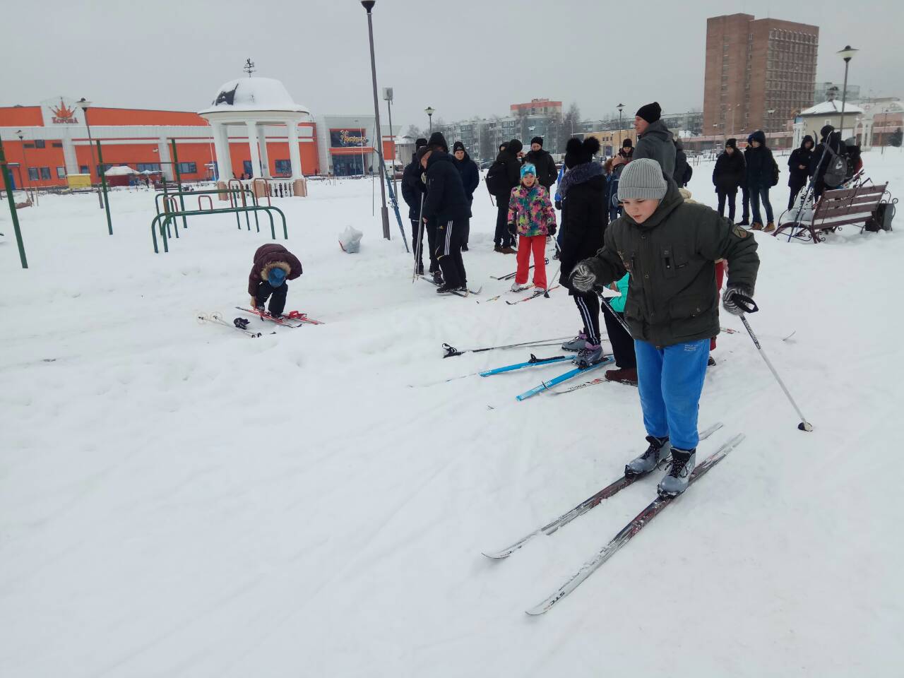 Массовое катание на лыжах проходило на выходных в Бобруйске