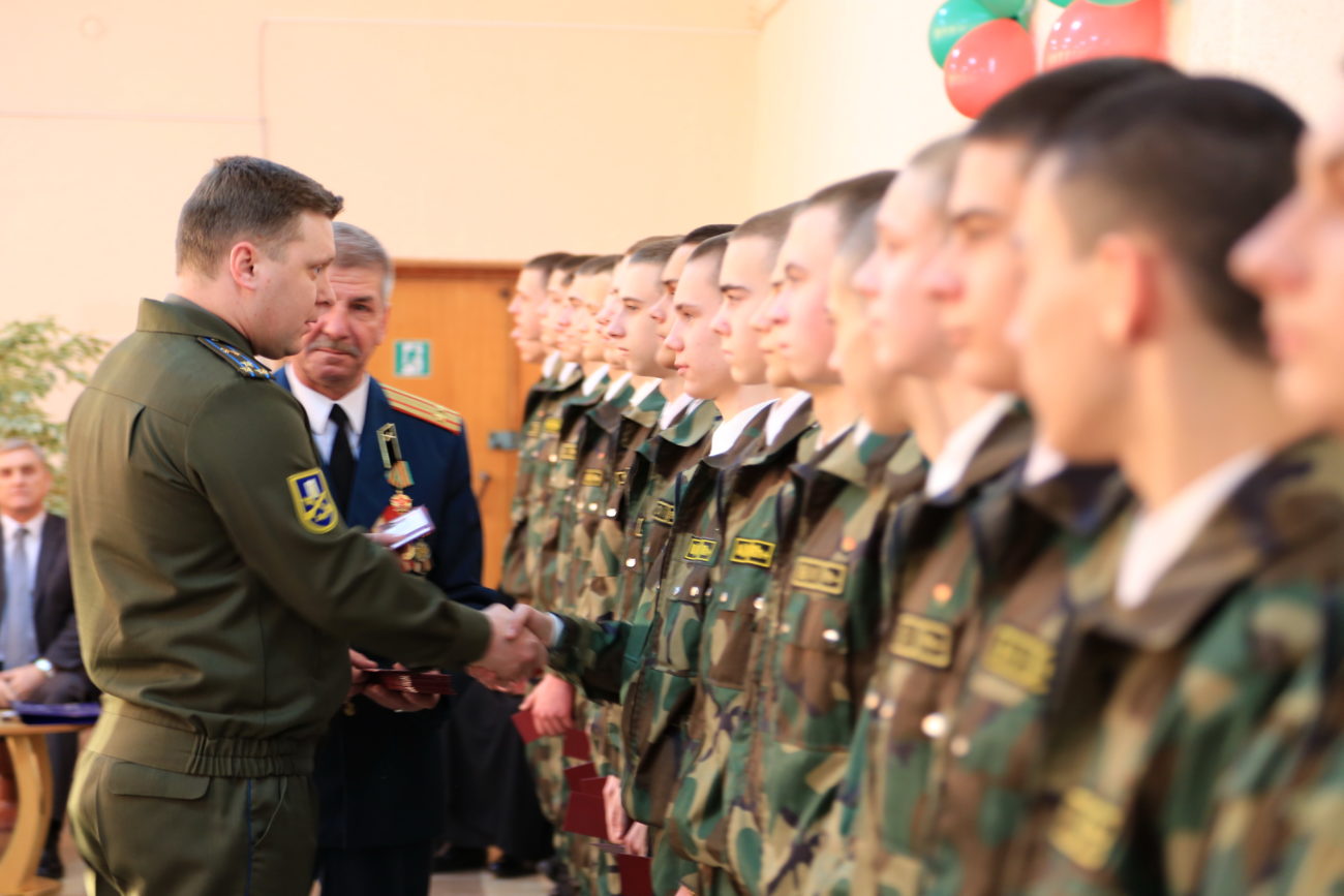 24 ученика СШ №27 прошли посвящение в кадеты