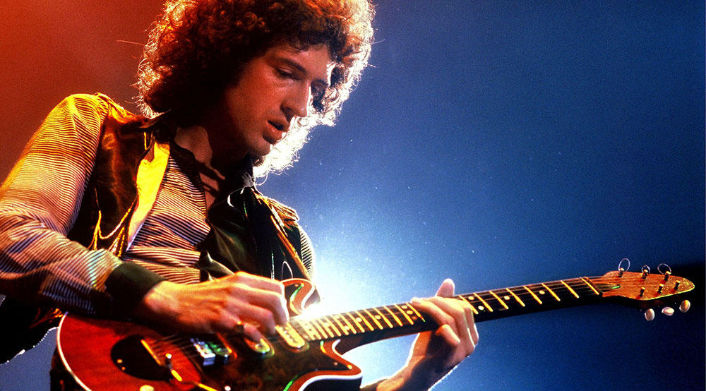 Скончался первый бас-гитарист группы Queen