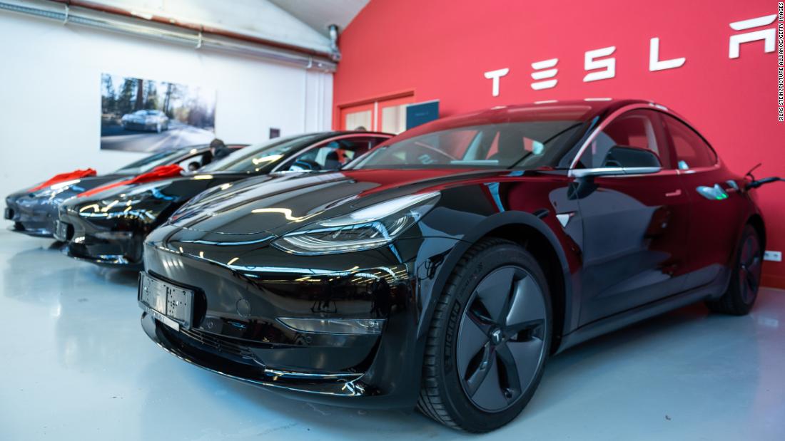 Tesla за первый квартал сократила производство более чем на 10%