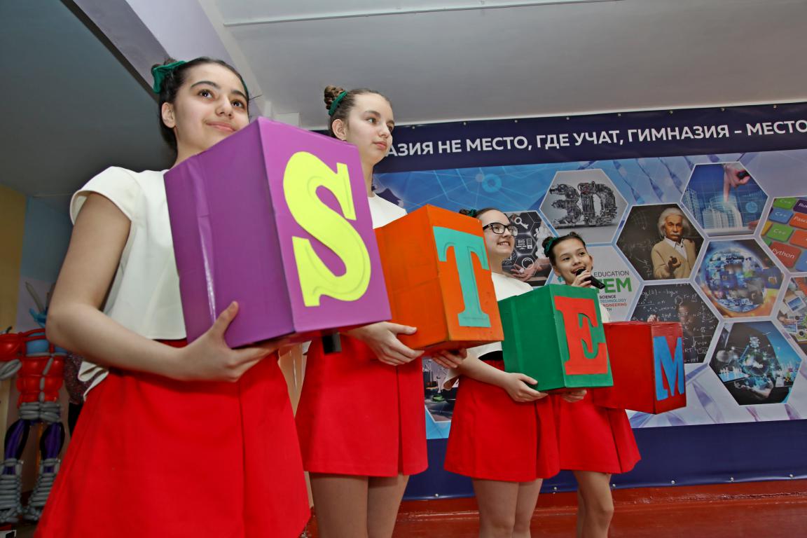 Первый в Бобруйске STEM-центр открылся в гимназии №3