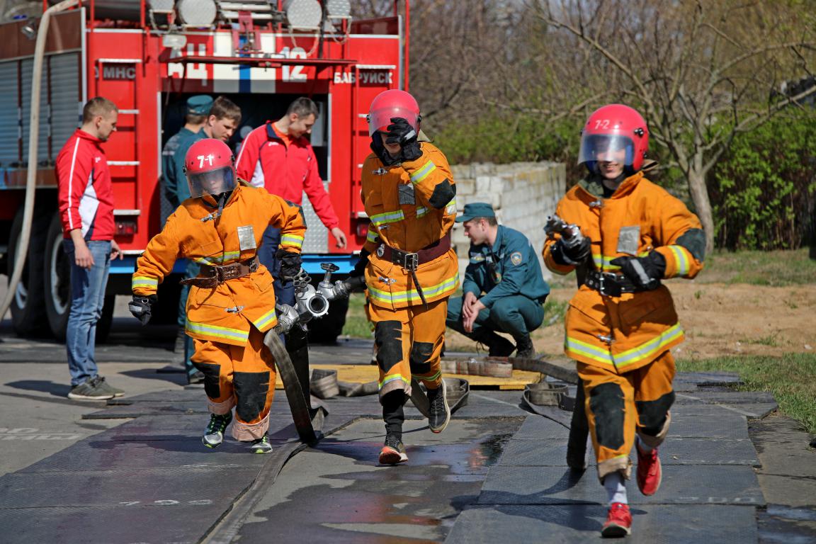 Слет юных спасателей-пожарных прошел в Бобруйске. Лучшими стали учащиеся СШ №27 (фоторепортаж)