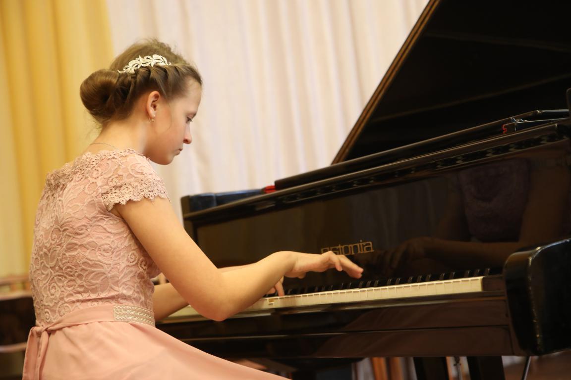 Республиканский конкурс юных пианистов состоялся в Бобруйске