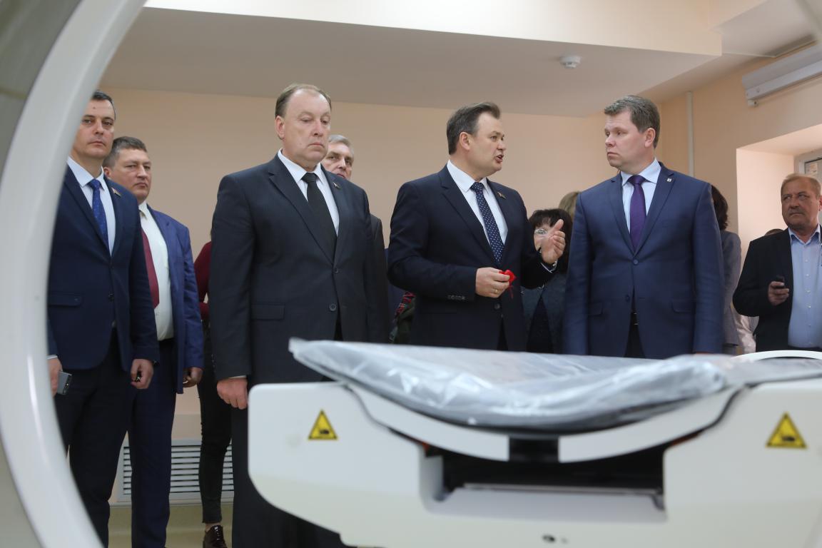 В Бобруйской центральной больнице открыли  новый томограф и отметили 40-летие учреждения