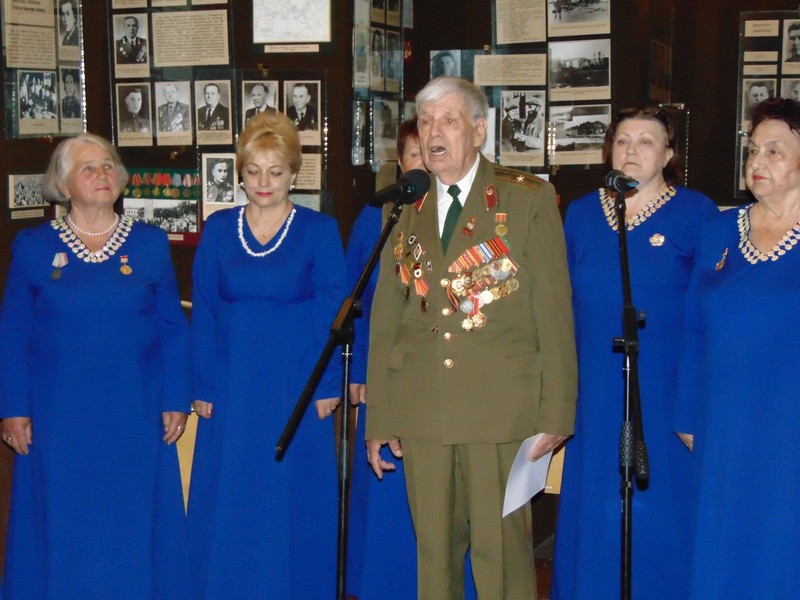 Народный хор ветеранов войны и труда отметил юбилей