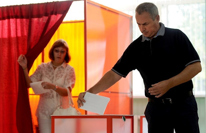 Лукашенко назначил парламентские выборы в Беларуси на 7 и 17 ноября
