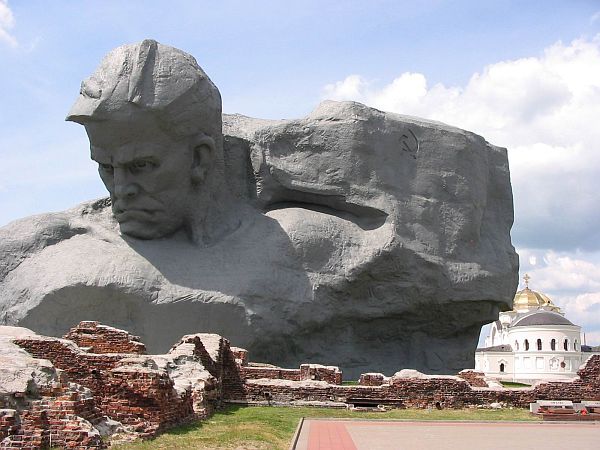 «Брестская крепость-герой» признана лучшим славянским объектом наследия на форуме в Черногории