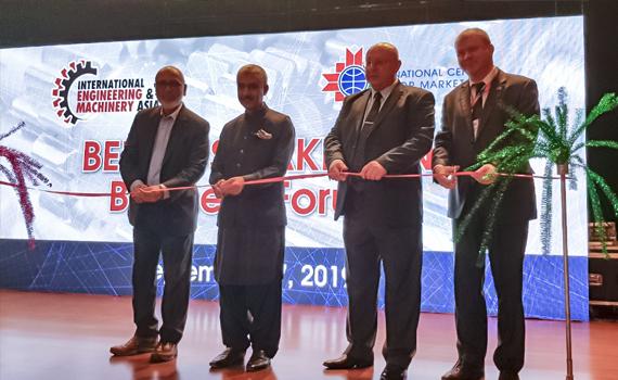 Делегации «Белшины» и Могилевского металлургического завода приняли участие в международной выставке в Пакистане