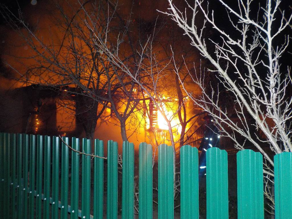 В Бобруйском районе сгорела дача