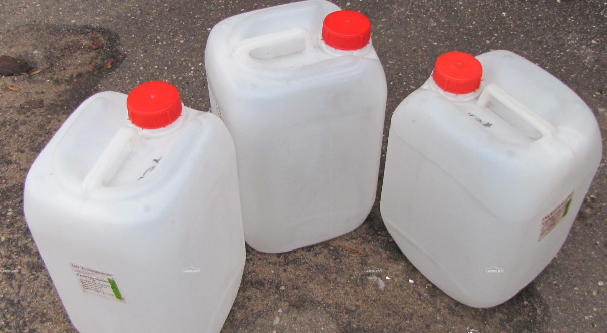 Житель Бобруйска незаконно перевозил 1,5 тонны спиртосодержащей жидкости