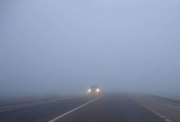 ГАИ напомнила правила безопасного вождения в туман
