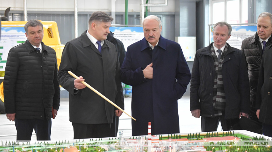 «Молодцы! Вам большое спасибо!» — Лукашенко поблагодарил за новый завод в Светлогорске и ориентировал на перспективу