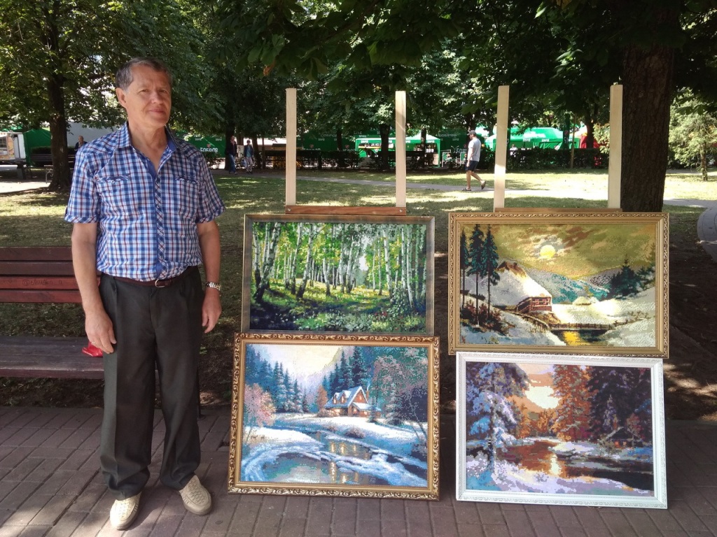 Выставка работ бобруйских мастеров проходит в Светлогорске