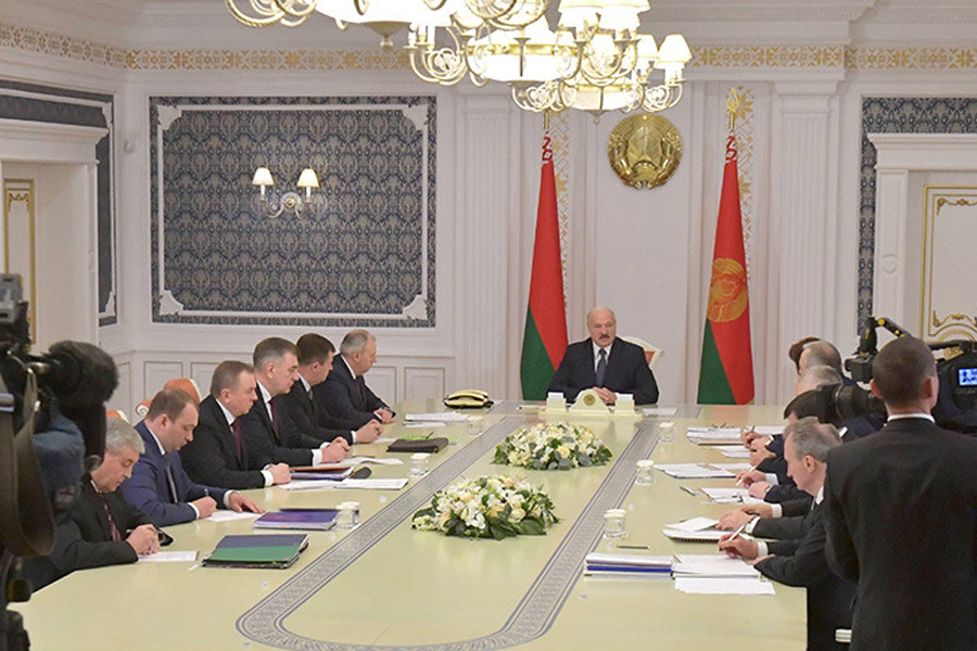 Ключевой фактор мировой политики. Лукашенко проводит совещание на тему нефтепереработки