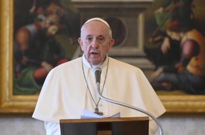 Папа Римский призвал прекратить боевые действия в мире