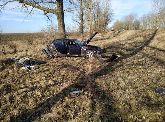 «BMW» опрокинулся в Бобруйском районе – пострадали водитель и пассажир