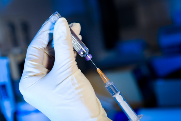 Японская вакцина от коронавируса прошла успешные испытания на животных