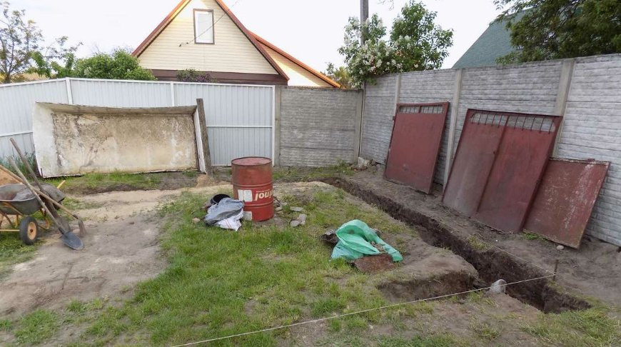 Житель Бобруйска обнаружил во дворе останки женщины