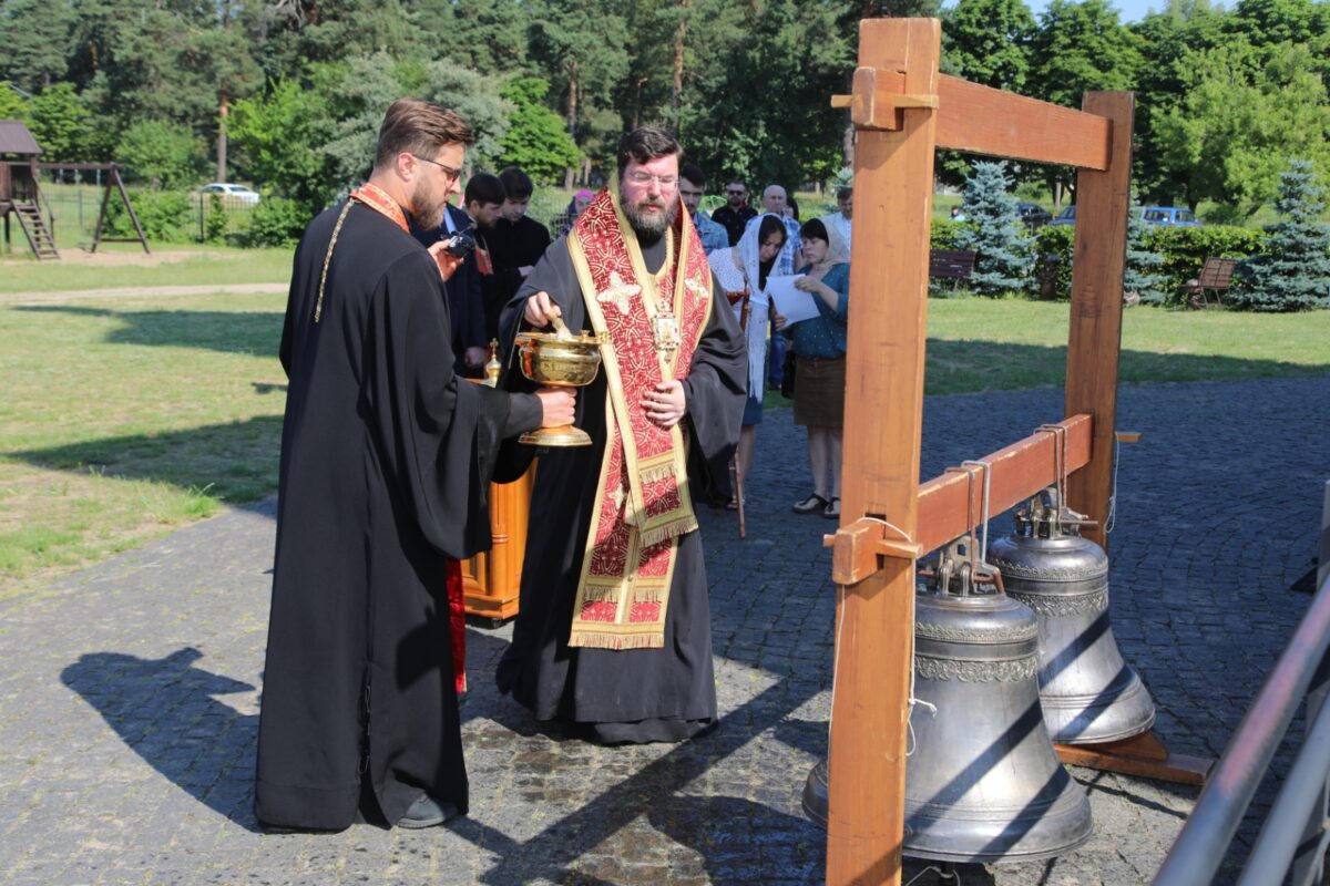 В Иверском Храме Бобруйска освятили колокола