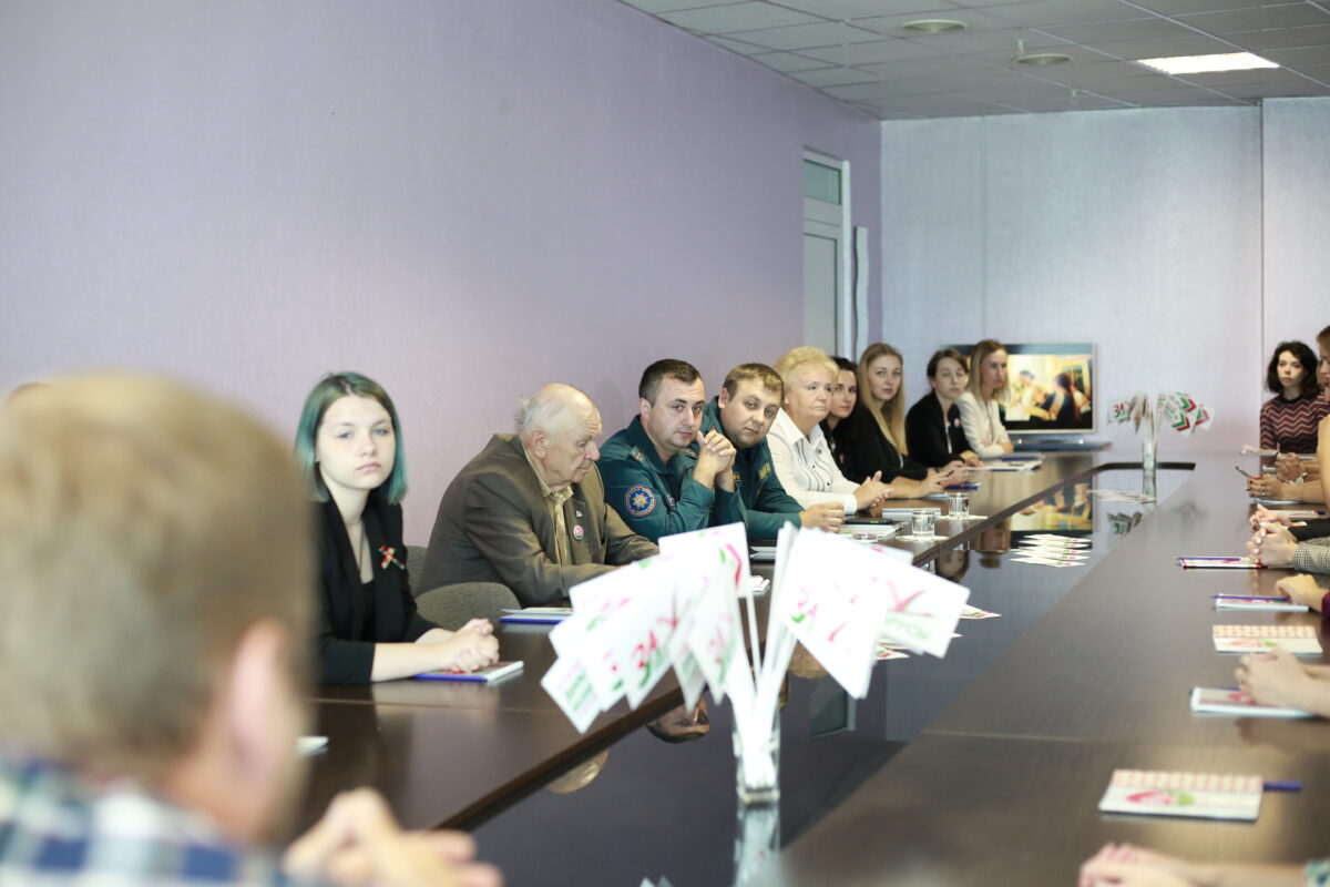 «Беларусь: вчера, сегодня, завтра». В Бобруйске состоялся открытый диалог с молодежью