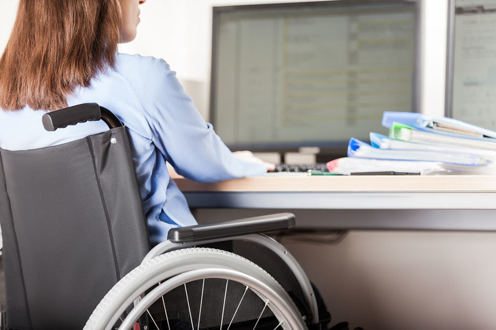 В Бобруйске для людей с инвалидностью в онлай-режиме работают  трудовые мастерские