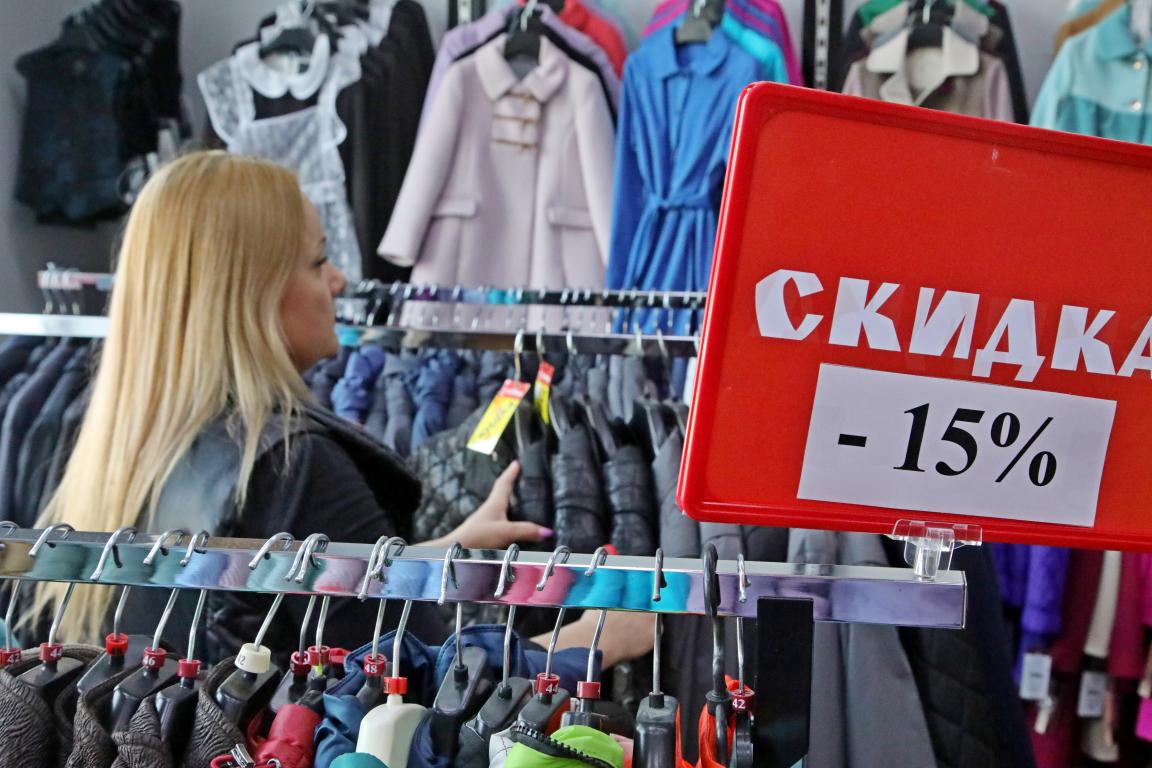 Куртки на меху и дубленки начали выпускать на фабрике «Славянка»