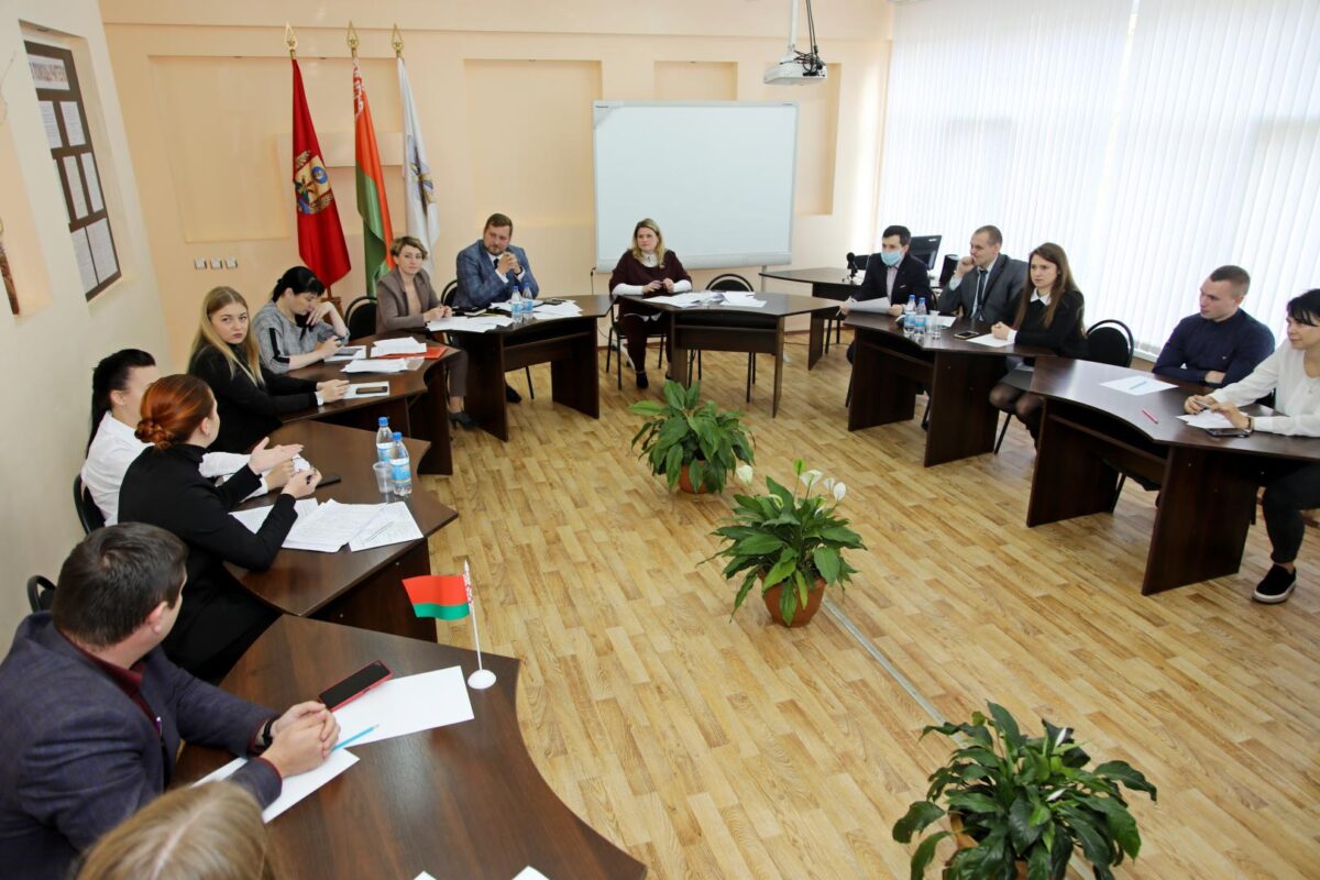 В Бобруйске обсудили вопросы и проблемы государственной молодежной политики
