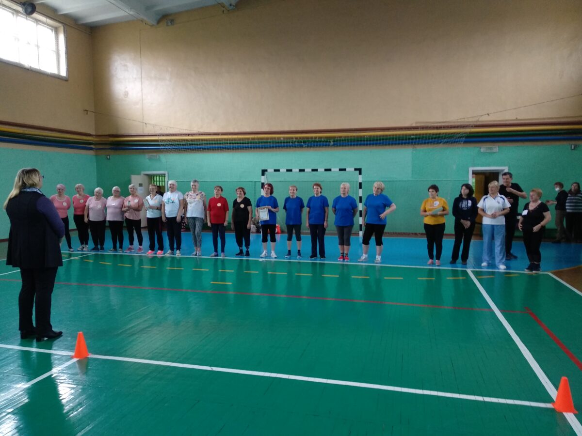 В Бобруйском городском физкультурно-спортивном комплексе прошел спортивный праздник, посвященный Дню пожилого человека