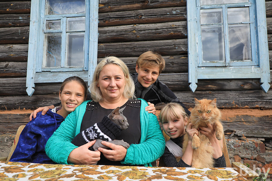 Главный ветеринарный врач, начальник Бобруйской районной ветеринарной станции Ирина Гутырчик удостоена Ордена Матери