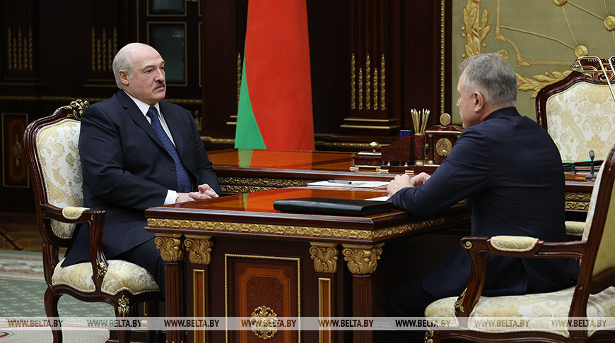 Лукашенко гарантирует профсоюзам поддержку власти на всех уровнях
