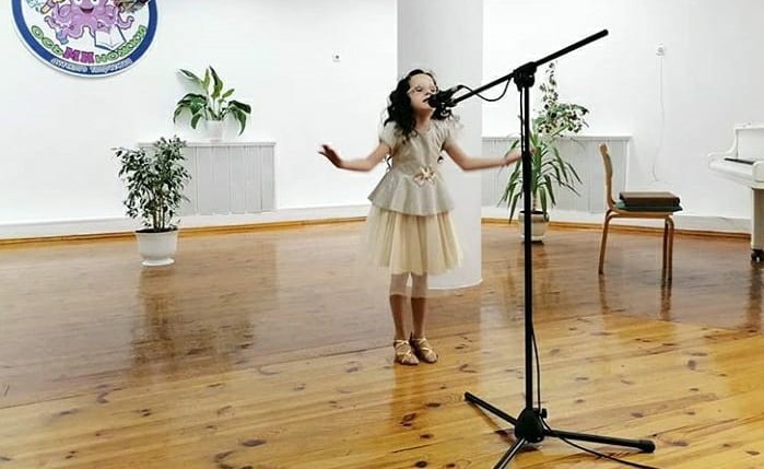 Лауреатом конкурса «Веселые осьМИножки» стала юная бобруйчанка