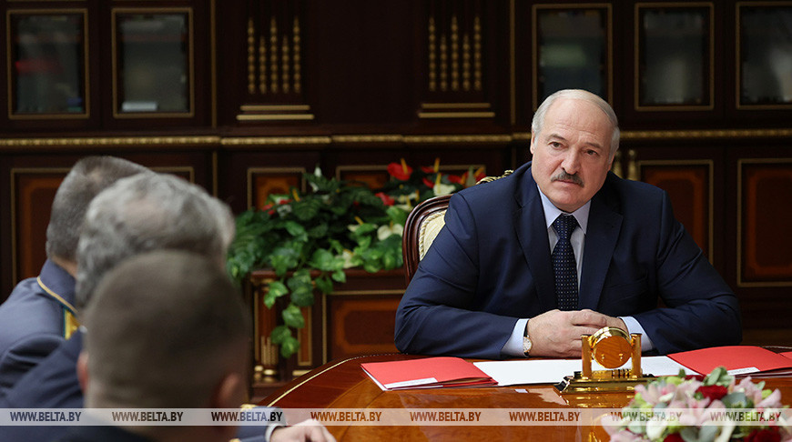 Главный по таможне, новые лица в министерствах и местной вертикали — кадровый день у Лукашенко