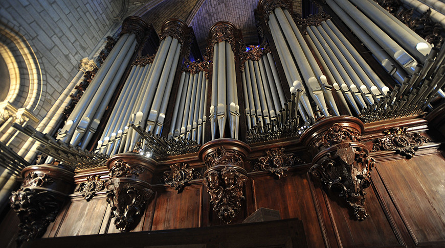 Начата реставрация органа собора Нотр-Дам в Париже