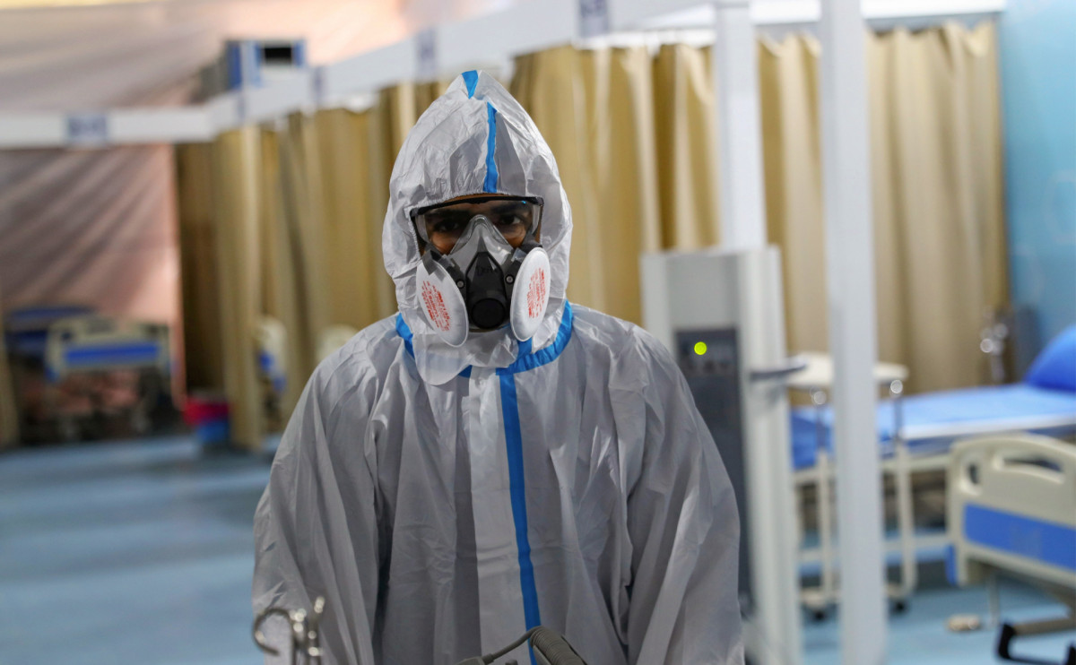 За сутки в мире выявили более 566 тысяч случаев заражения коронавирусом