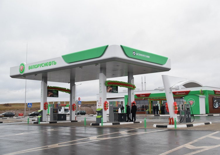 «Белнефтехим» рассказал, как в 2021 году будет изменяться цена на автомобильное топливо
