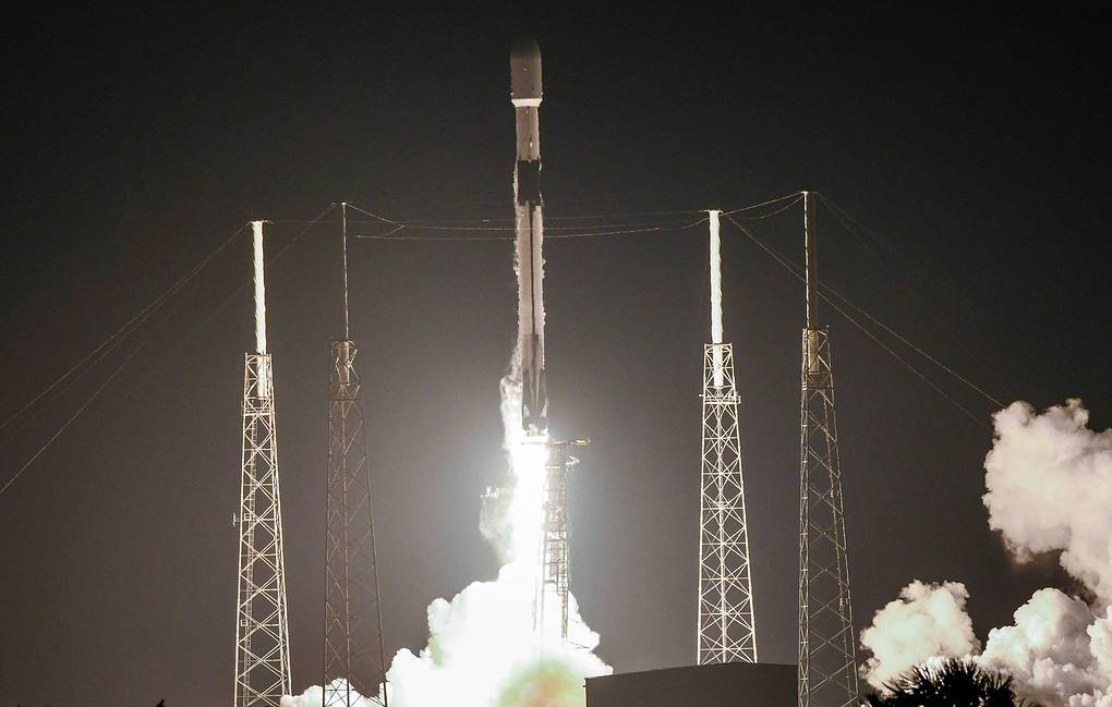 SpaceX вывела на орбиту очередную партию спутников Starlink