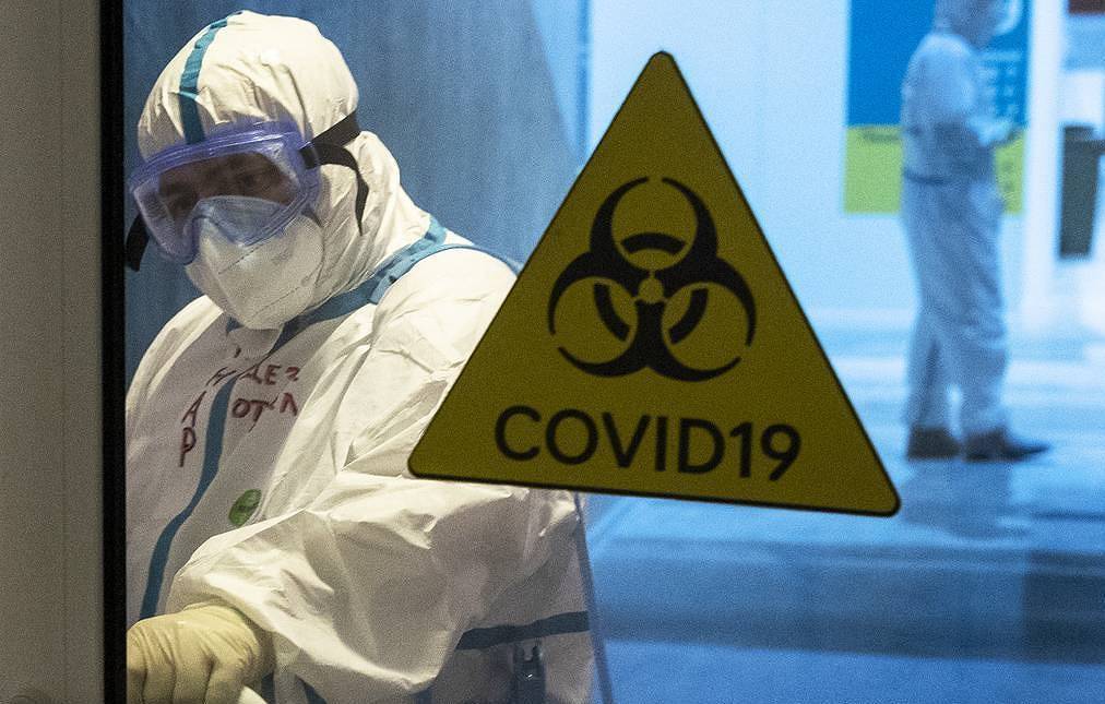 В мире за сутки выявили более 192 тысяч случаев заражения коронавирусом