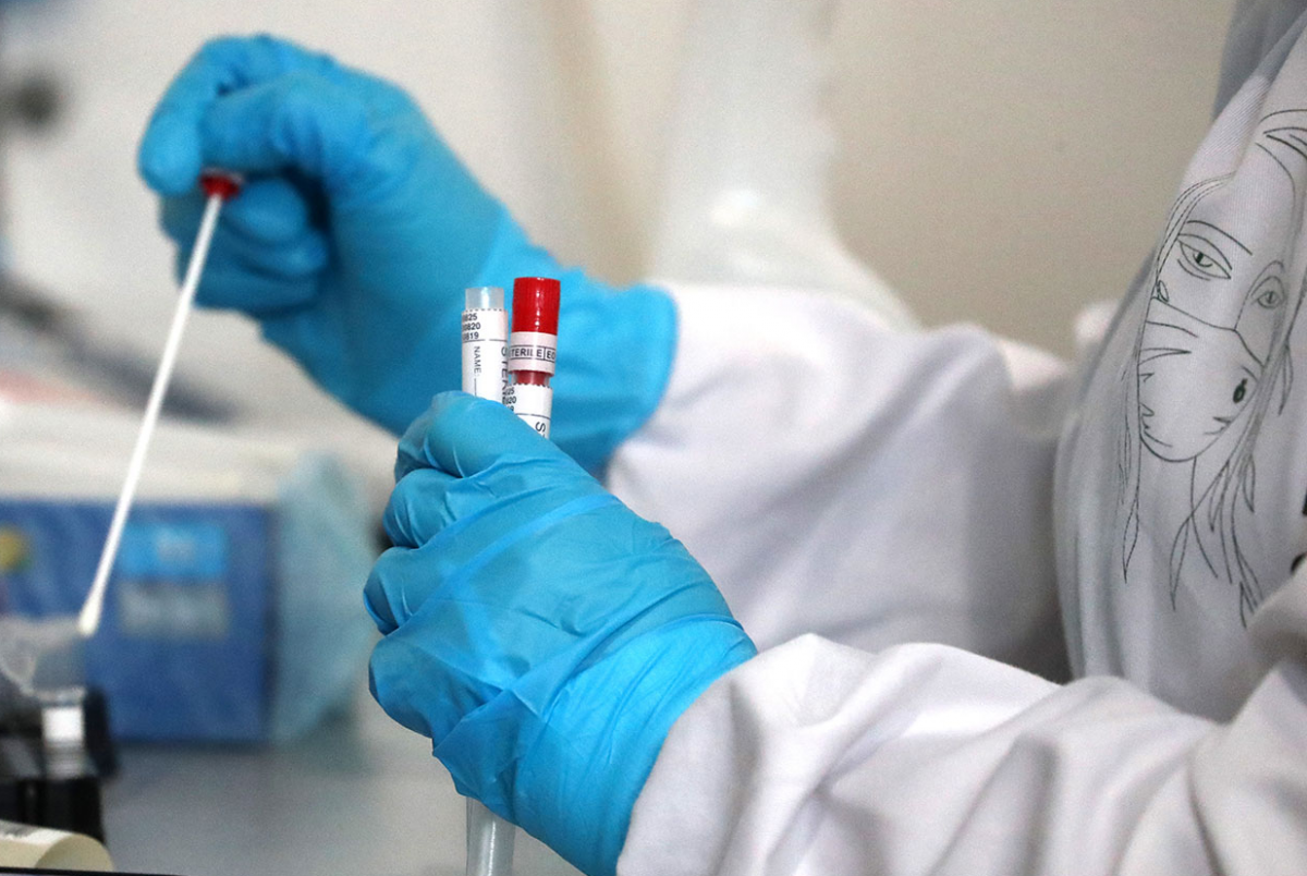 Более 348 тысяч случаев заражения коронавирусом выявили в мире за сутки